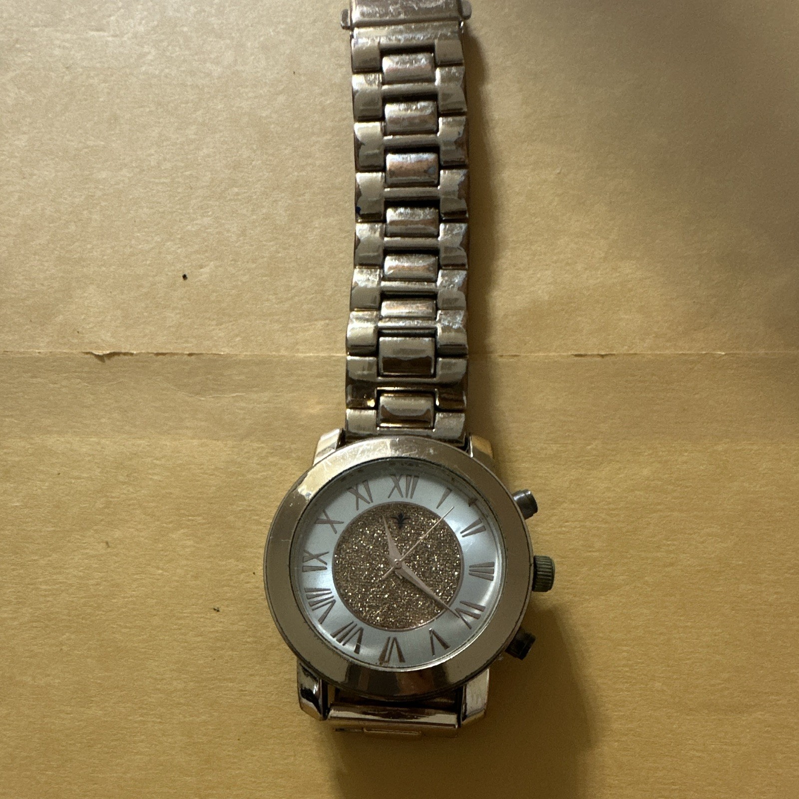 Women’s Analog Silver Tone Round Metal Bracelet Watch Roman Silver Dial 12-Hr