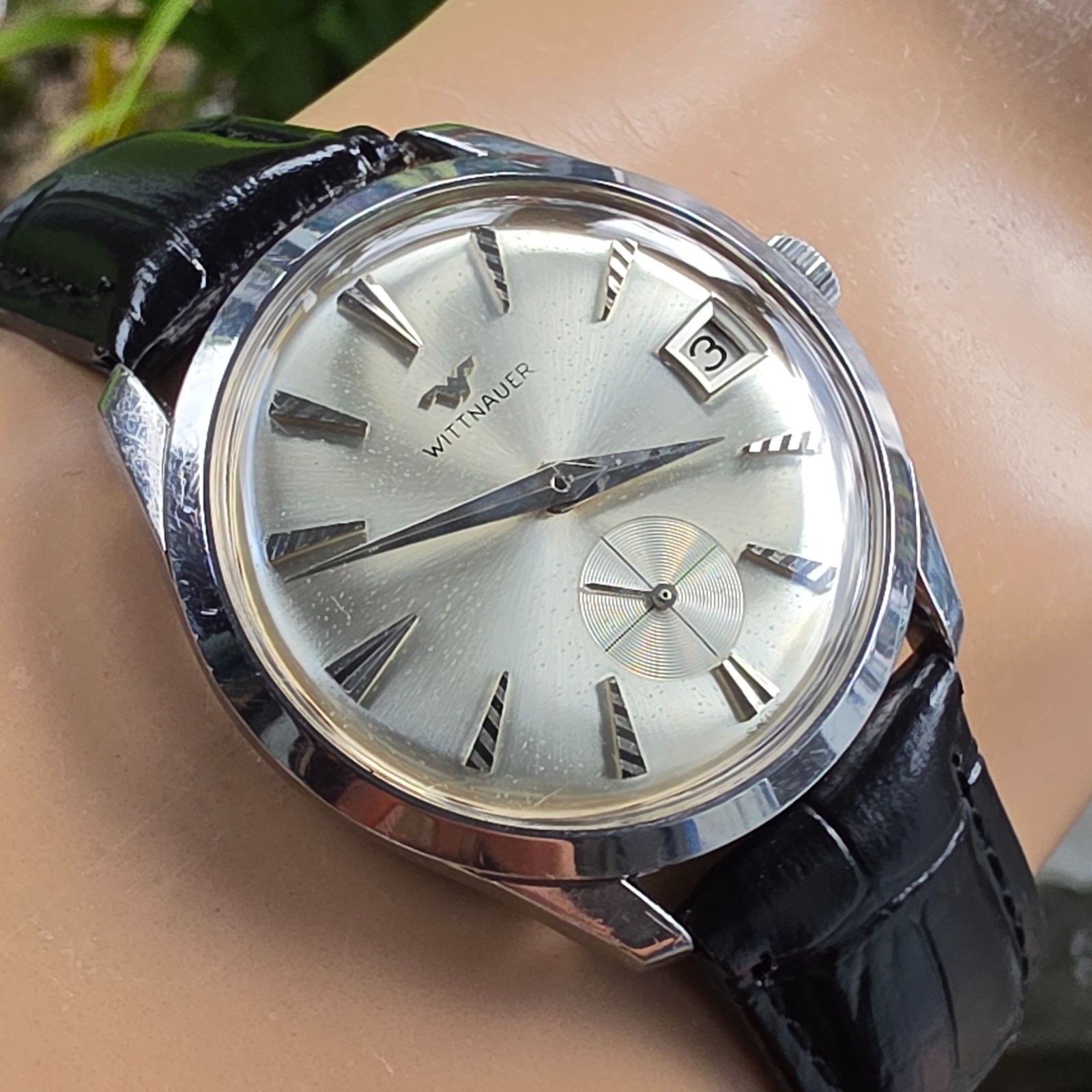 Vintage WITTNAUER men’s manual wind watch Ref:6300 Date rare dial swiss 1960s