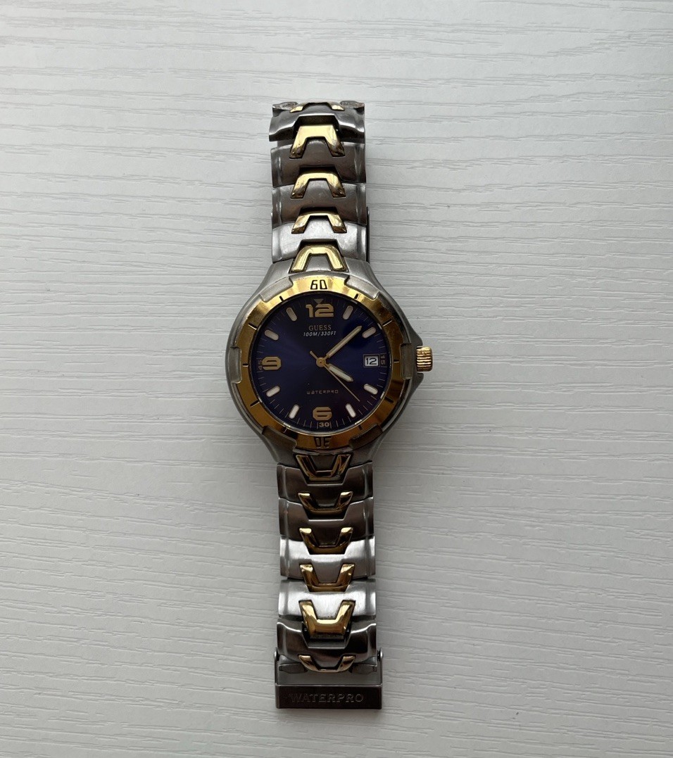 90s Vintage Guess Waterpro Sport Watch – Silver & Gold Two Tone, Working