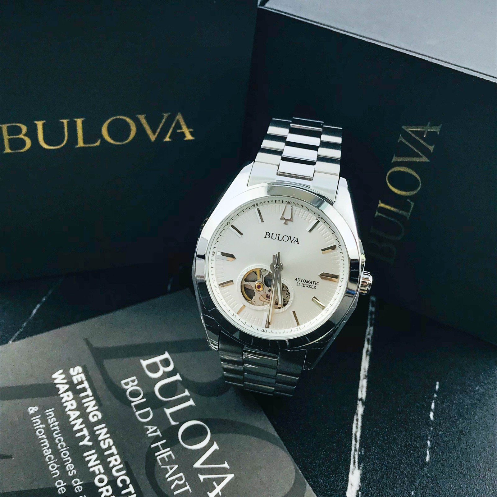 Bulova 96A274 Suveyor Automatic White Dial Stainless Steel Men’s Wristwatch 42MM