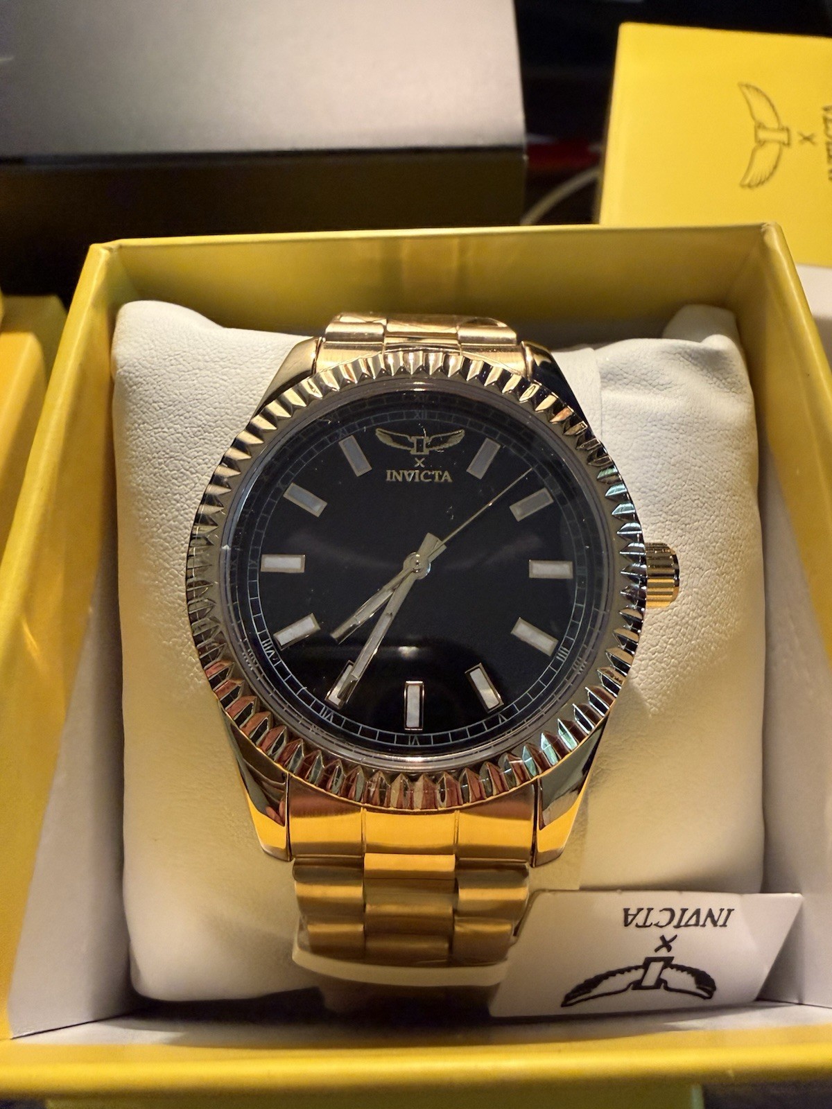 Invicta Quartz Analog Black Dial Fluted Gold Bezel 30m 40mm Gold Bracelet