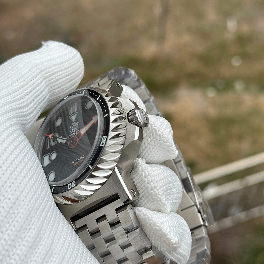 STEELDIVE SD1982H — Date Function 46.5MM Sapphire Ceramic Bezel NH35 Dive Watch