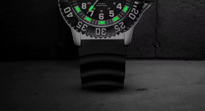 44MM ADDIESDIVE Military Quartz Dive Watch Men Silicone Waterproof Luminous NEW