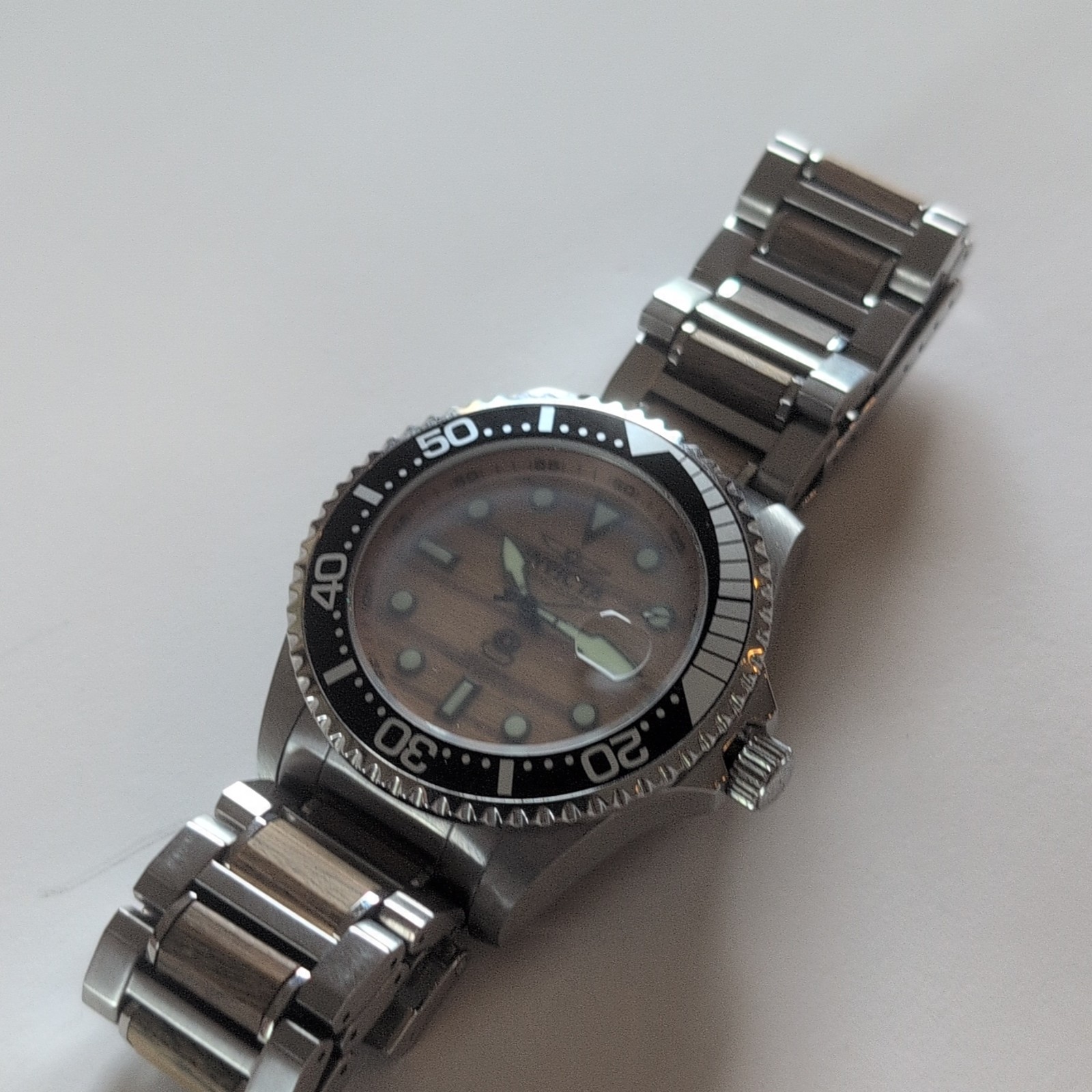 Invicta Grand Diver Automatic 300m Wood Dial Bracelet 47mm Exhibition