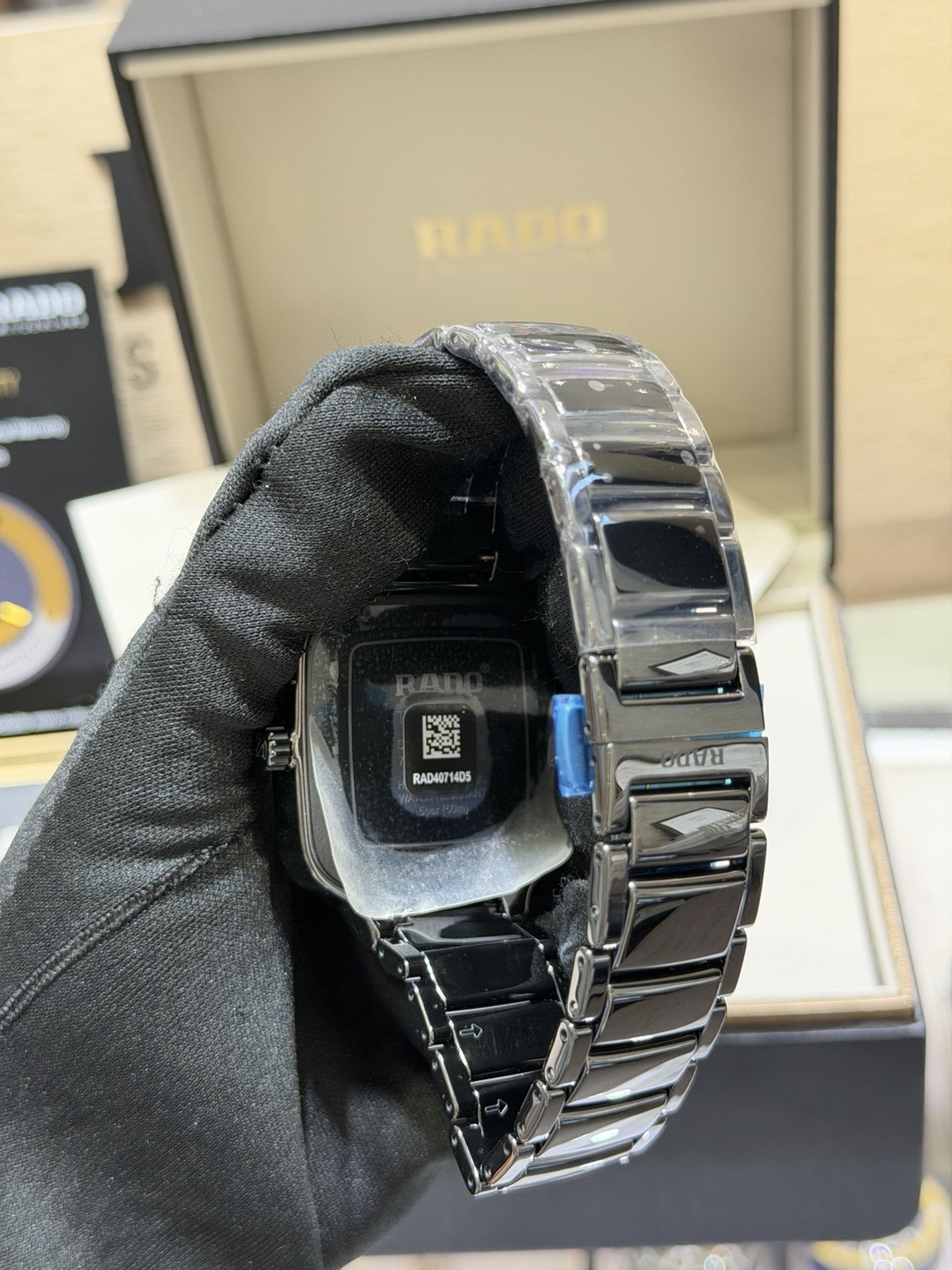 New Rado True Square 29.2 MM Quartz Black Dial Ladies Watch R27080172