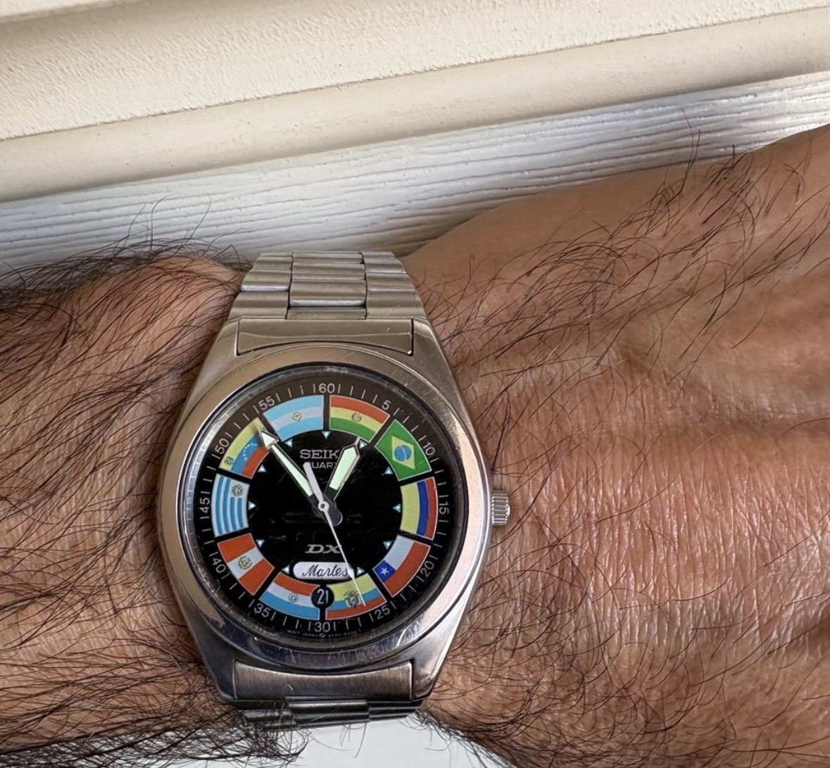 Vintage RARE Seiko Dx FIFA World Cup Latin America Flags Watch 1990