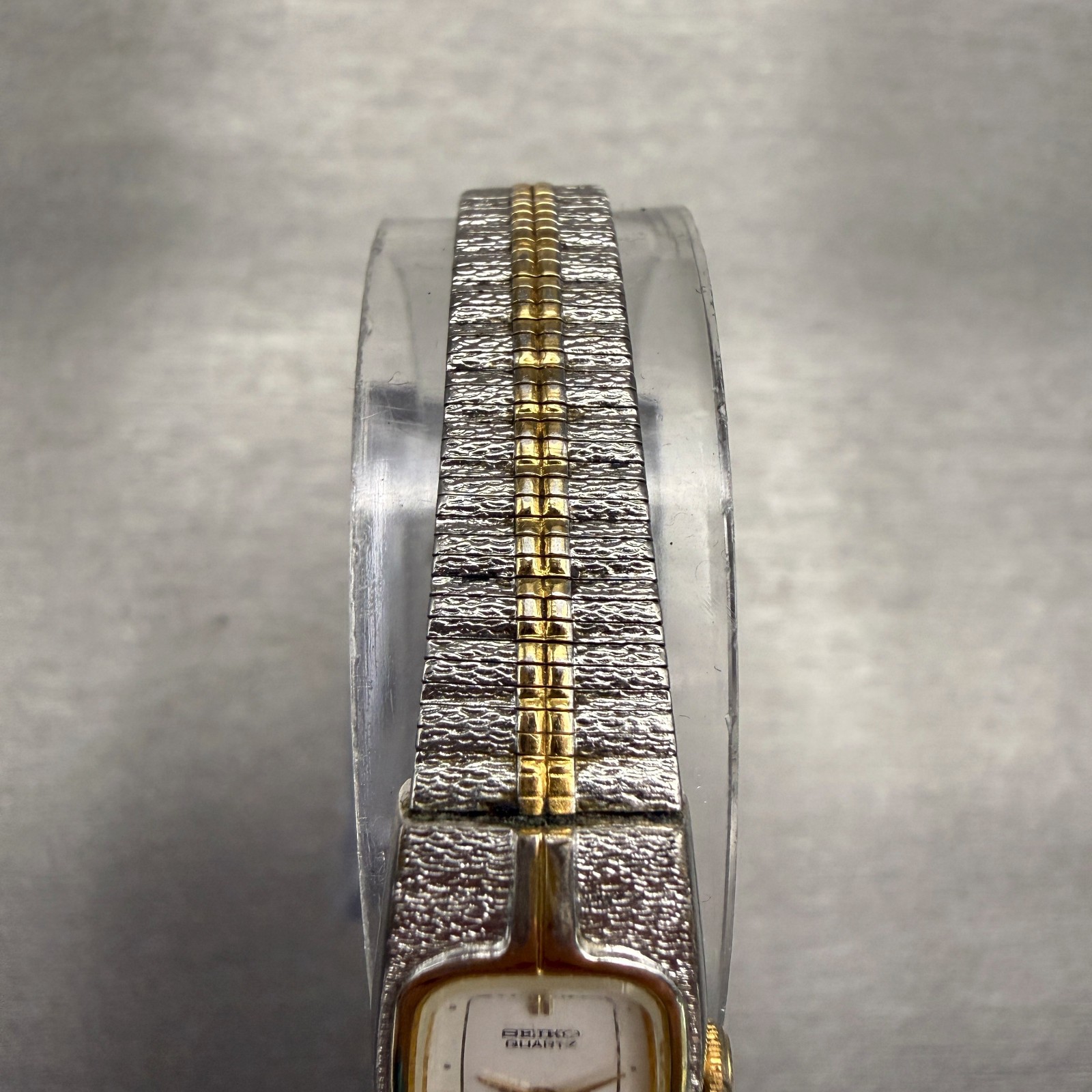 Seiko Watch Women 13mm White Dial Two Tone Rectangle 2E20-6319 VTG New Battery