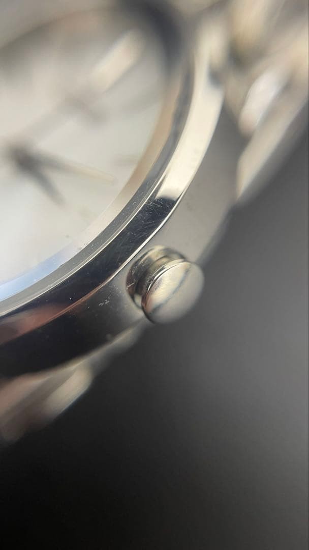 CITIZEN Eco-Drive wristwatch, oval shape.