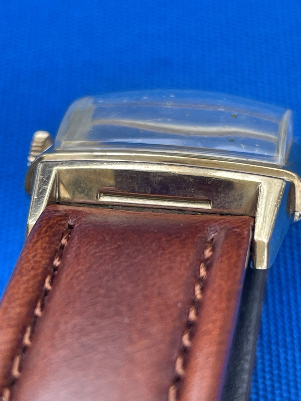 CLEAN US made 1950s Elgin Men’s Tank Watch Waffle Dial 10k Gf cal. 683 Runs