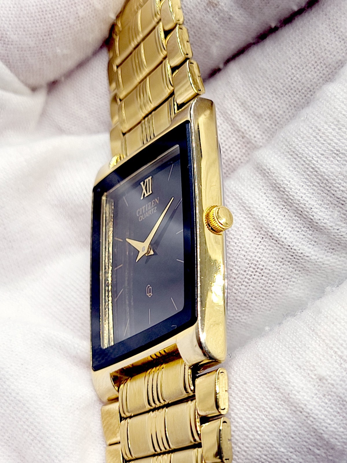 [N. MINT] 1987 Citizen Tank Quartz Men’s Watch Black Gold Tone New Battery 7.7″