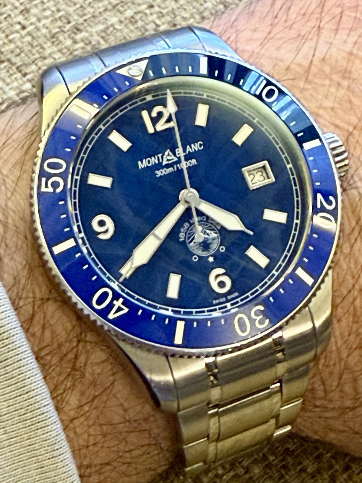 💙🧊 Montblanc 1858 Iced Sea Automatic Glacier Blue Dial Swiss Diver 🧊💙