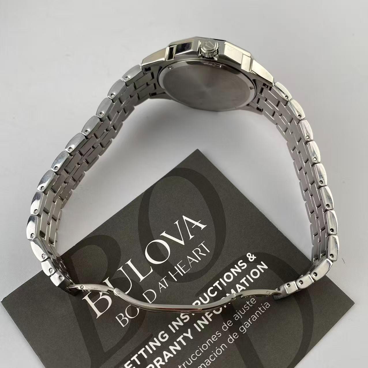 New Bulova 96C134 Octava Crystal Dial Stainless Steel Men’s Quartz Watch 41.5 mm