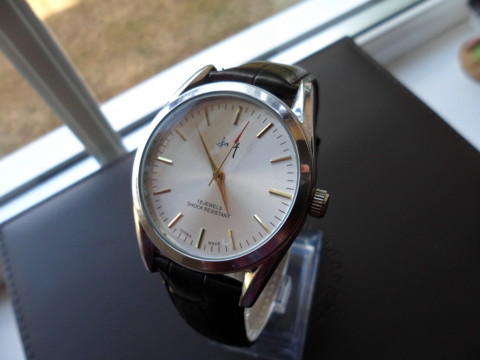 SHANGHAI ORIGINAL PEACE WATCH. HAND WIND 38mm,LOVELY DIAL.