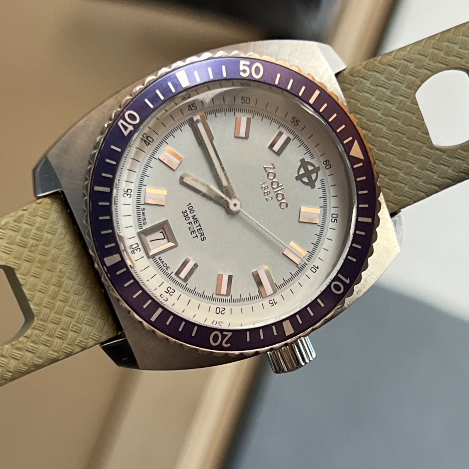Zodiac Seadragon ZO2230 Skindiver Watch Blue Bazel Blue Dial Swiss Made 100M