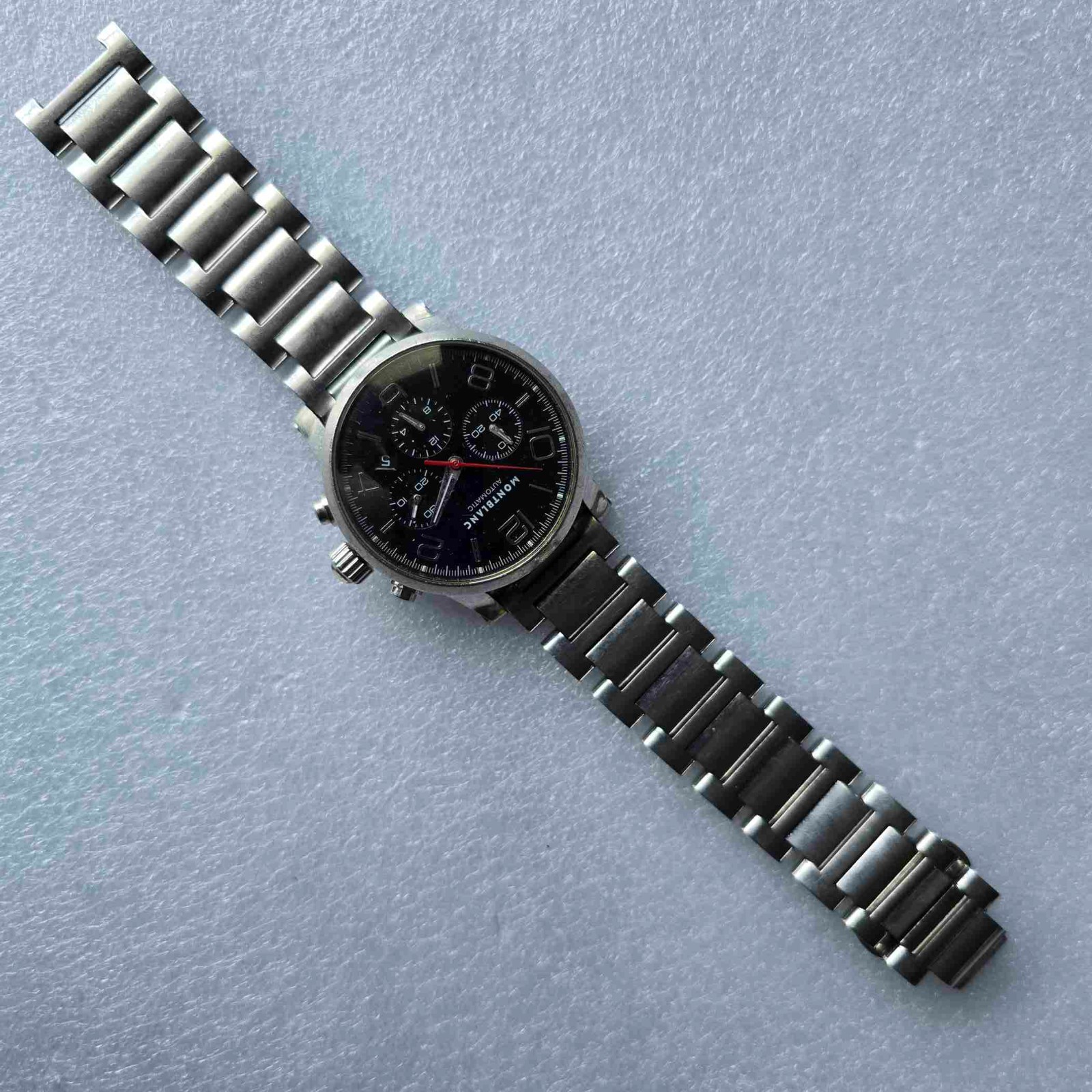 MONTBLANC TIMEWALKER Chronographe. Ref : 7069. Cal: 4810. For Parts/Repairs