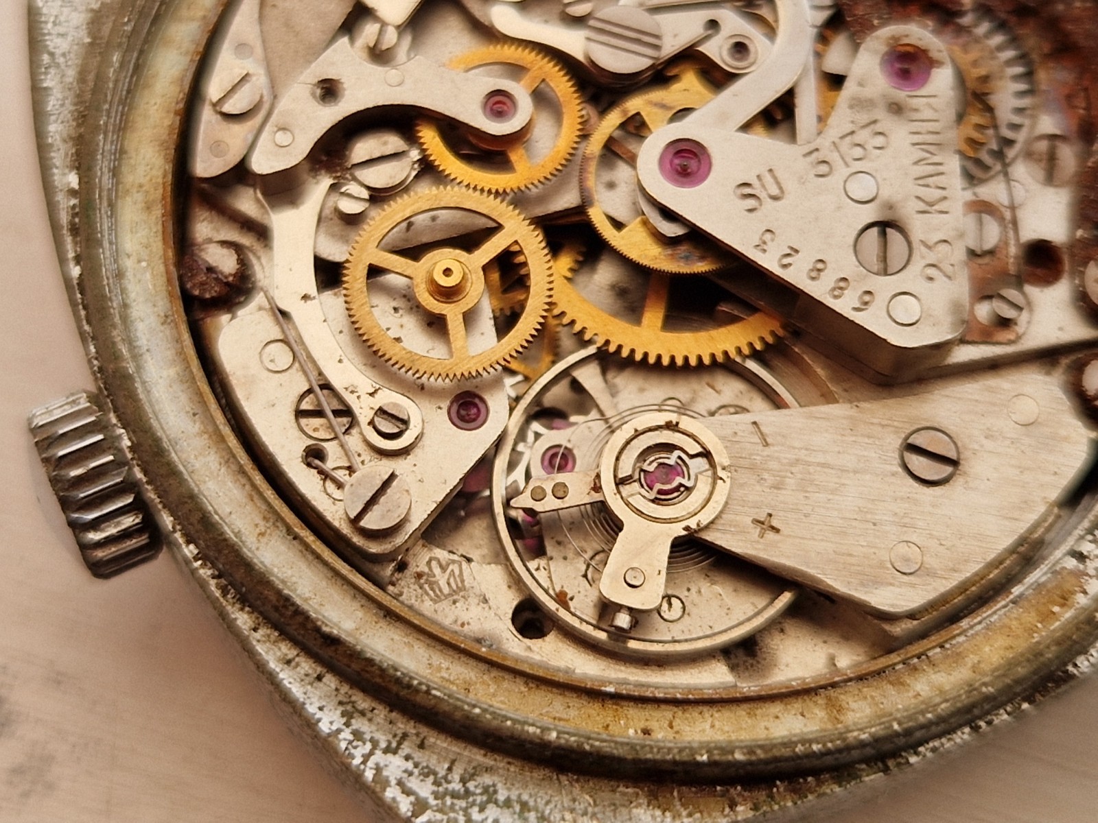Poljot Sturmanskie 3133 chronograph Soviet watch project missing back rusted