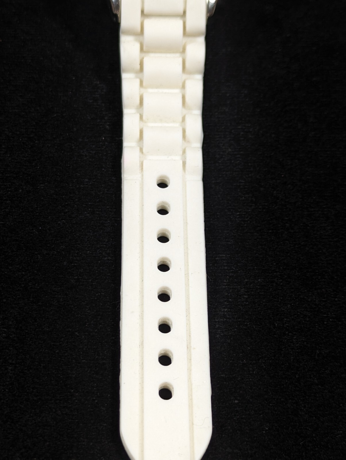 Maurices Womans Silver Tone Dial Crystal Accent White Silicone Band Watch 8.5 in