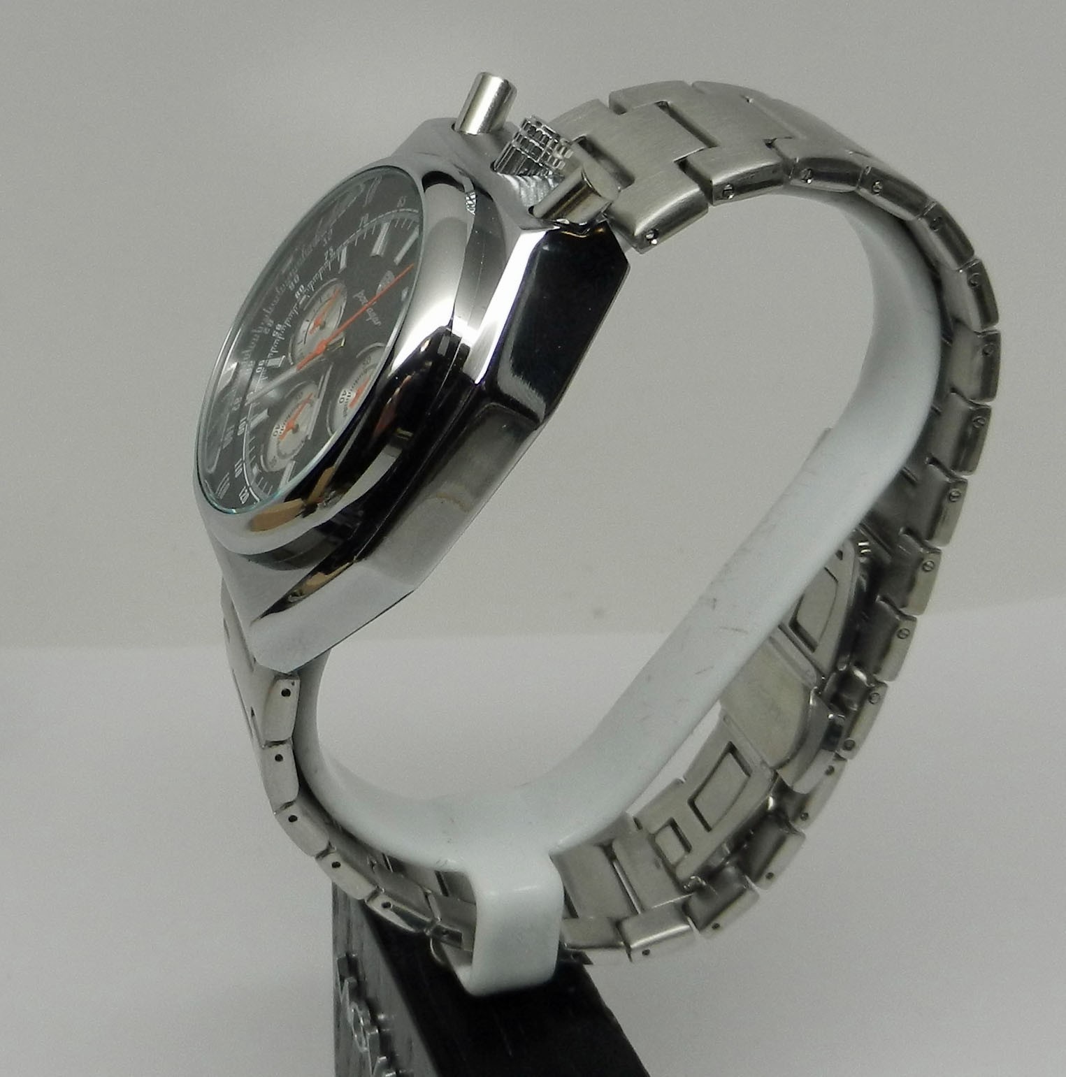 Men’s Retro Vintage Design Bullhead Octagon Chronograph Racing Driver 43mm Watch