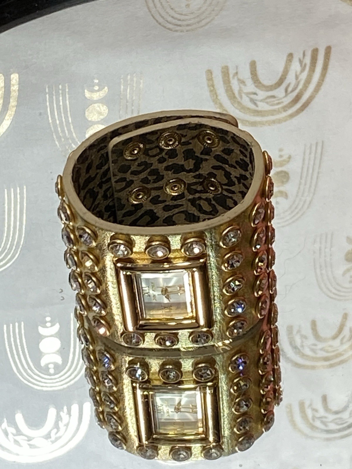 VintageBetsey Johnson Leopard Wrap Leather Cuff Watch Quartz Gold-Tone Roman