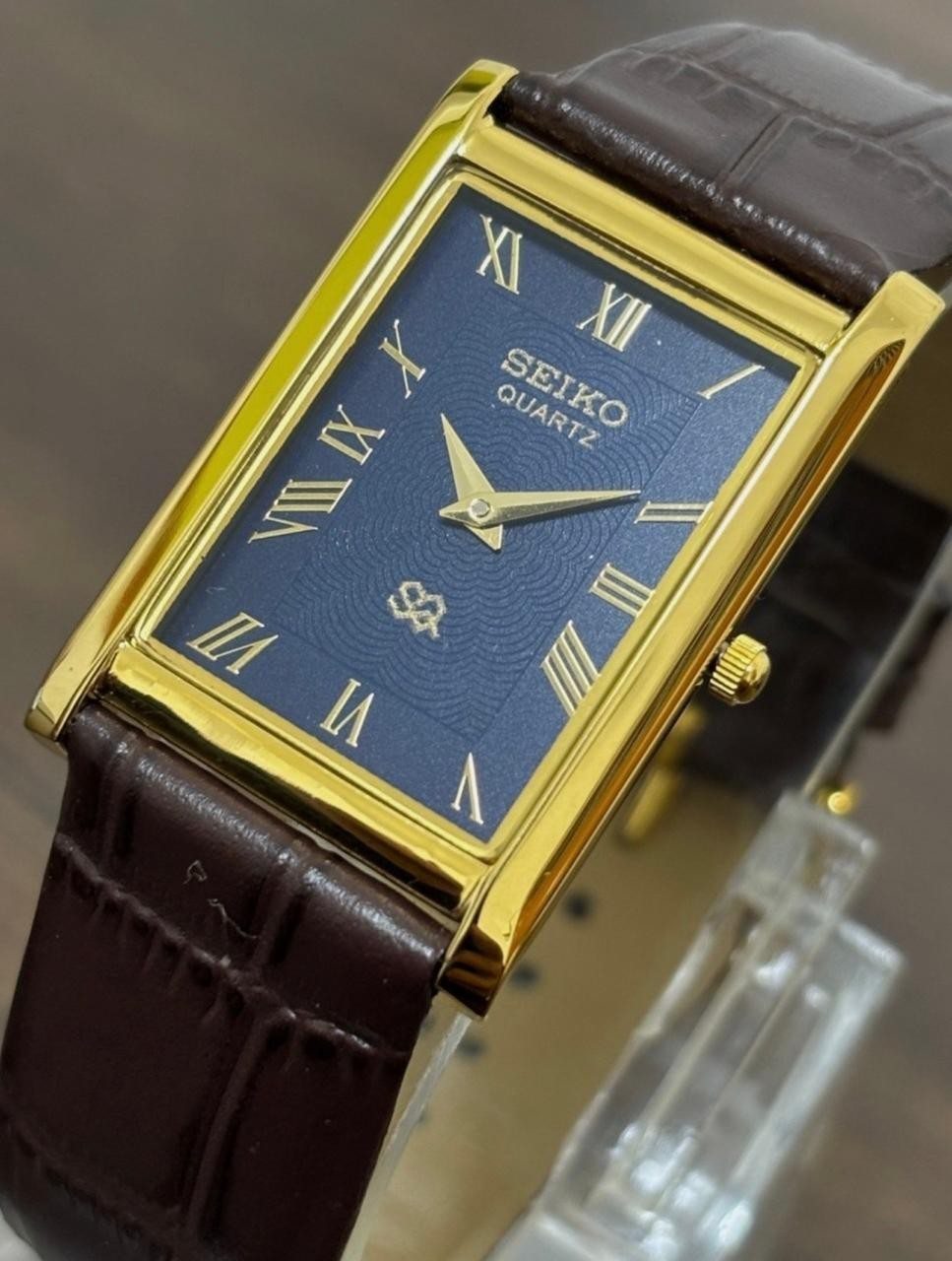 Vintage Seiko Slim Tank Quartz Men’s Wrist Watch With Free DDP Shipping