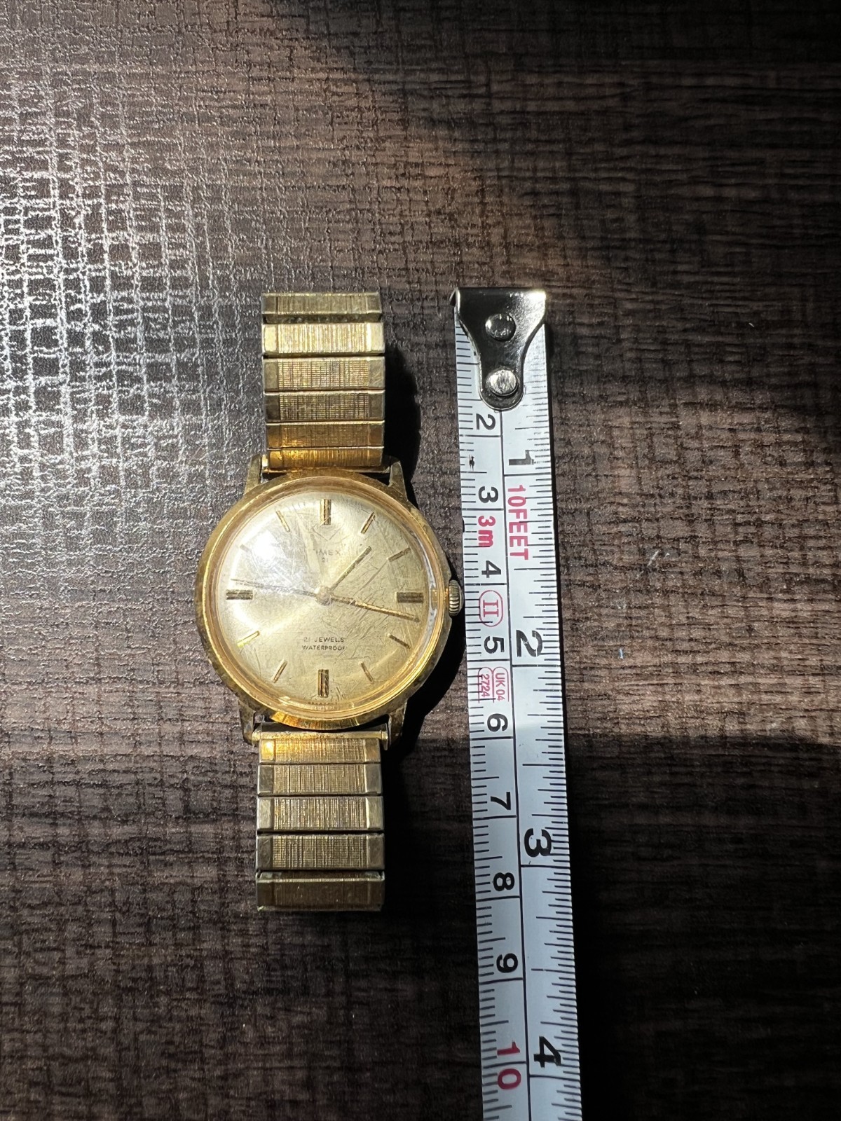 Timex 21 Jewels Men’s Manual Wind Watch 21J Water-Resistant Gold 34mm