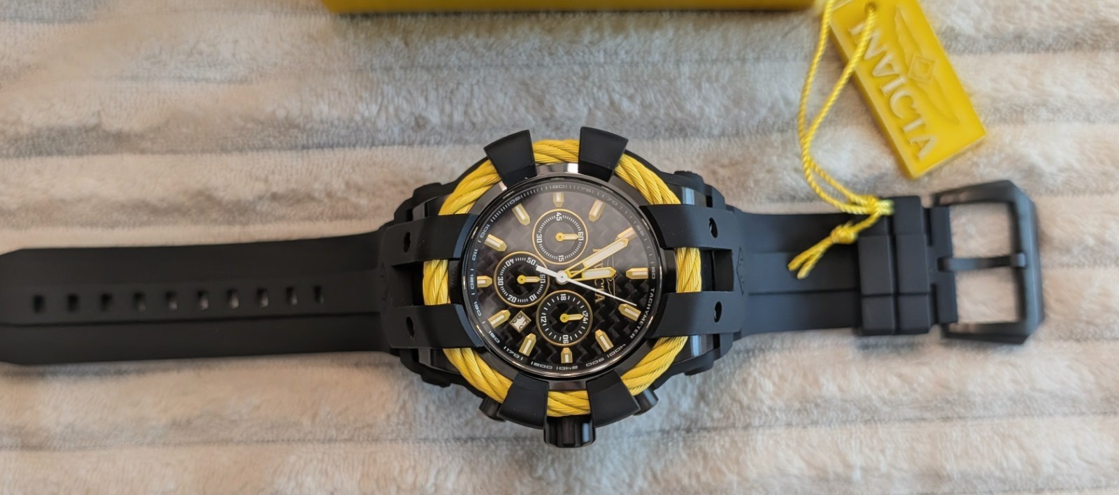 Invicta Mens Bolt 23871 Chronograph – 48mm Black/Yellow Trademark NE Sport Watch