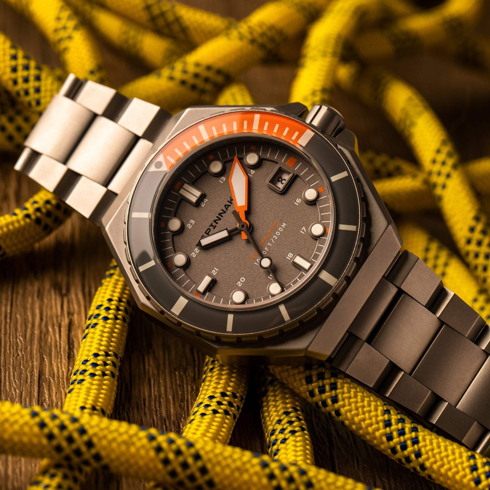 Spinnaker Dumas Gray Dial / Orange / Stainless Steel | Gray Dial 44mm Japanese A