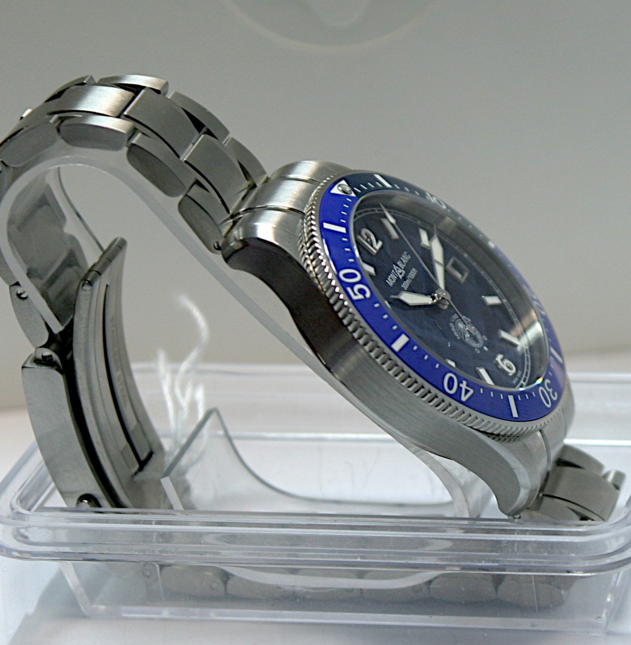 Montblanc 1858 Iced Sea Automatic Blue 300m Ref.: 129369 NEW!