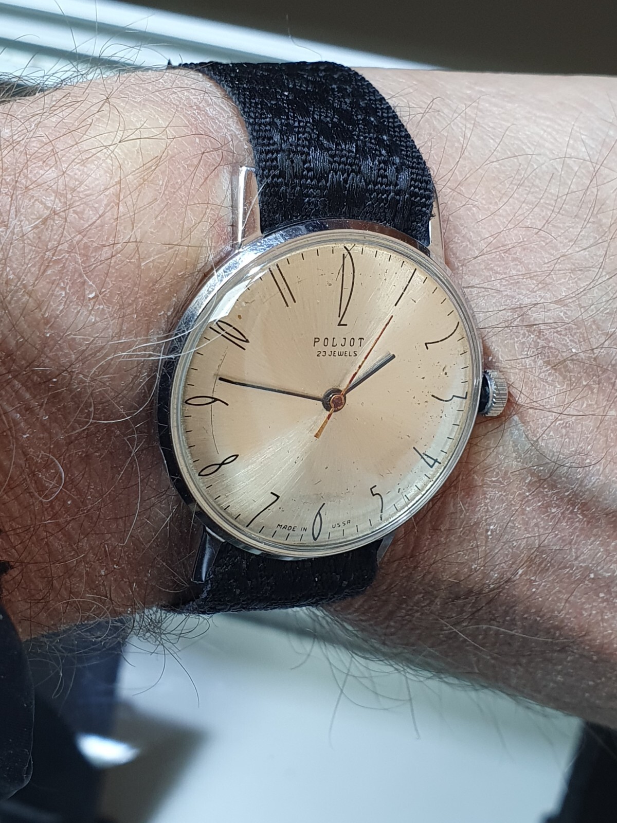 Vintage POLJOT De Luxe 1MChZ Ref.2209 Ultra Slim 23 Jewels USSR Made Watch