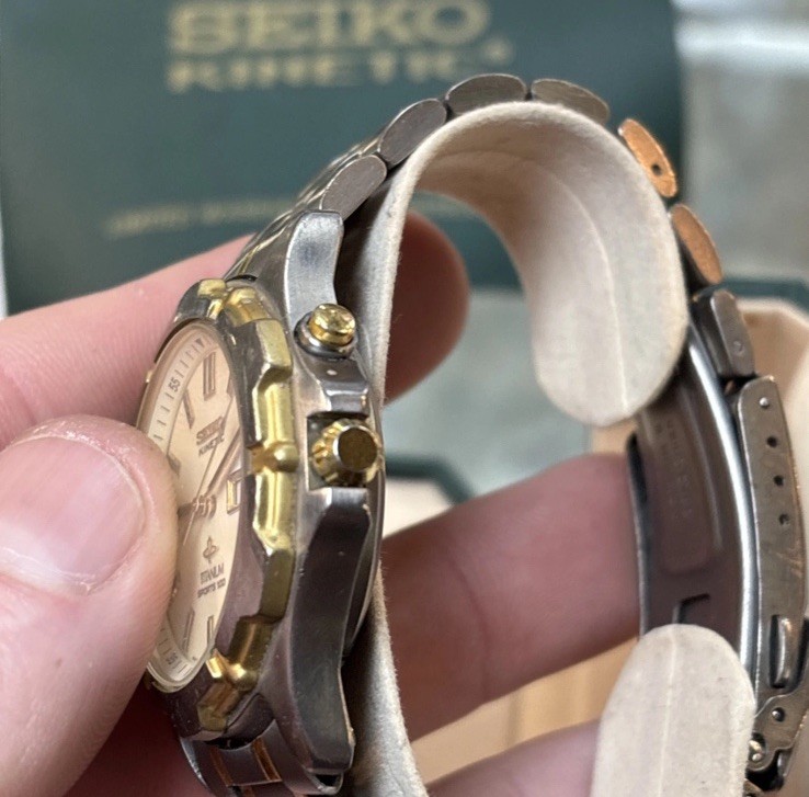 Seiko Kinetic Titanium Sports 100 Men’s Watch, Previously Owned