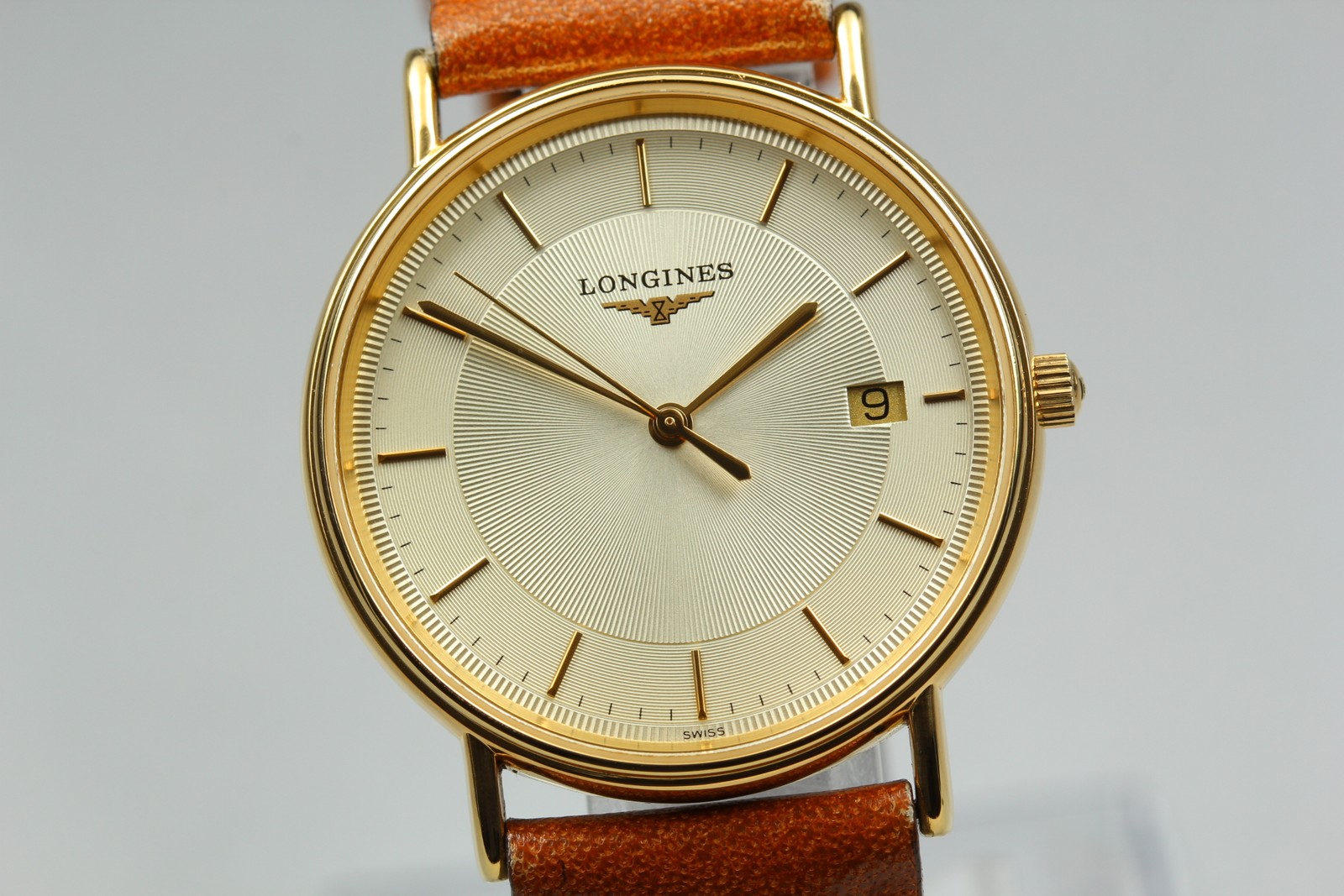 [N MINT] Longines Grand Classic L4.720.2 33mm Gold Dial Date Quartz Men’s Watch