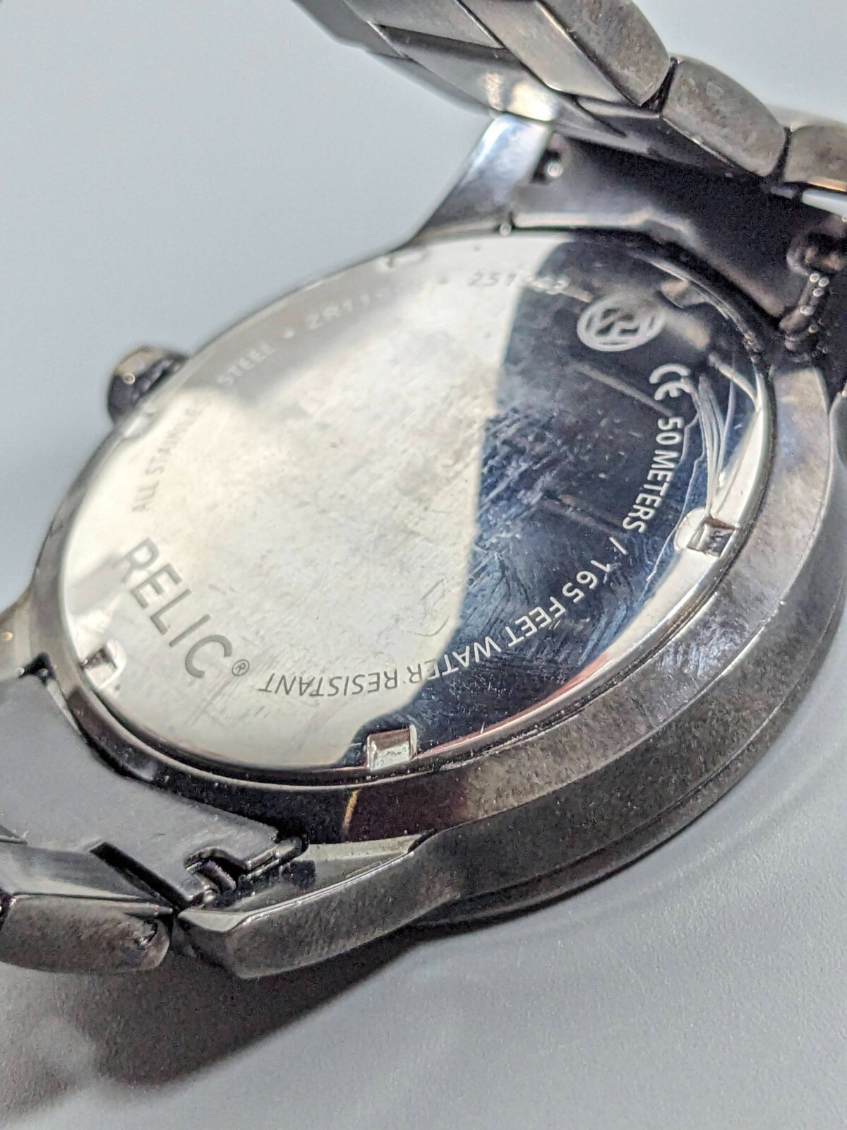 Relic Womans Gray Metallic Dial Round Case Stainless Band Watch 6.75 in Date