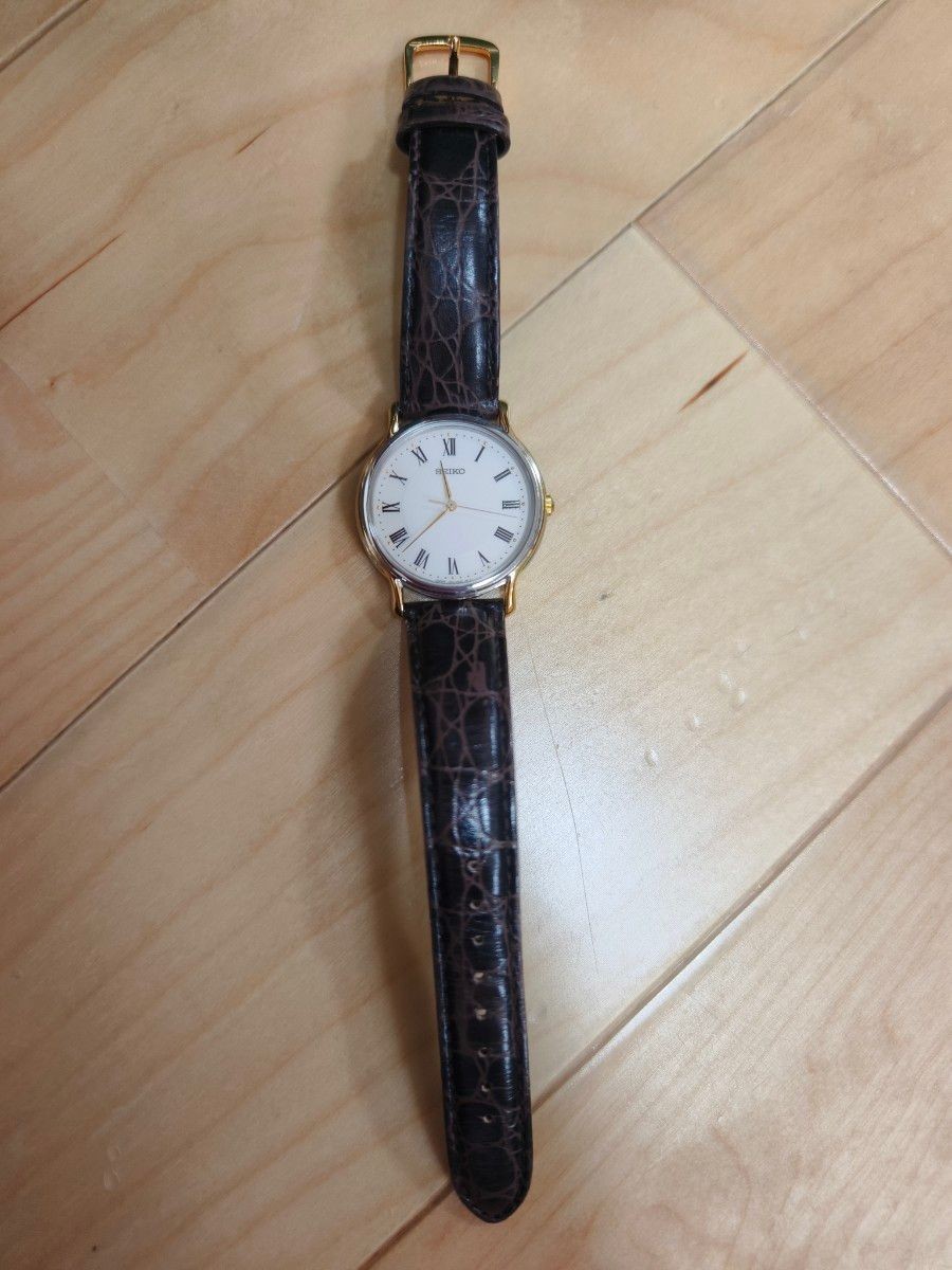 SEIKO Quartz Roman Numeral Leather Watch Used