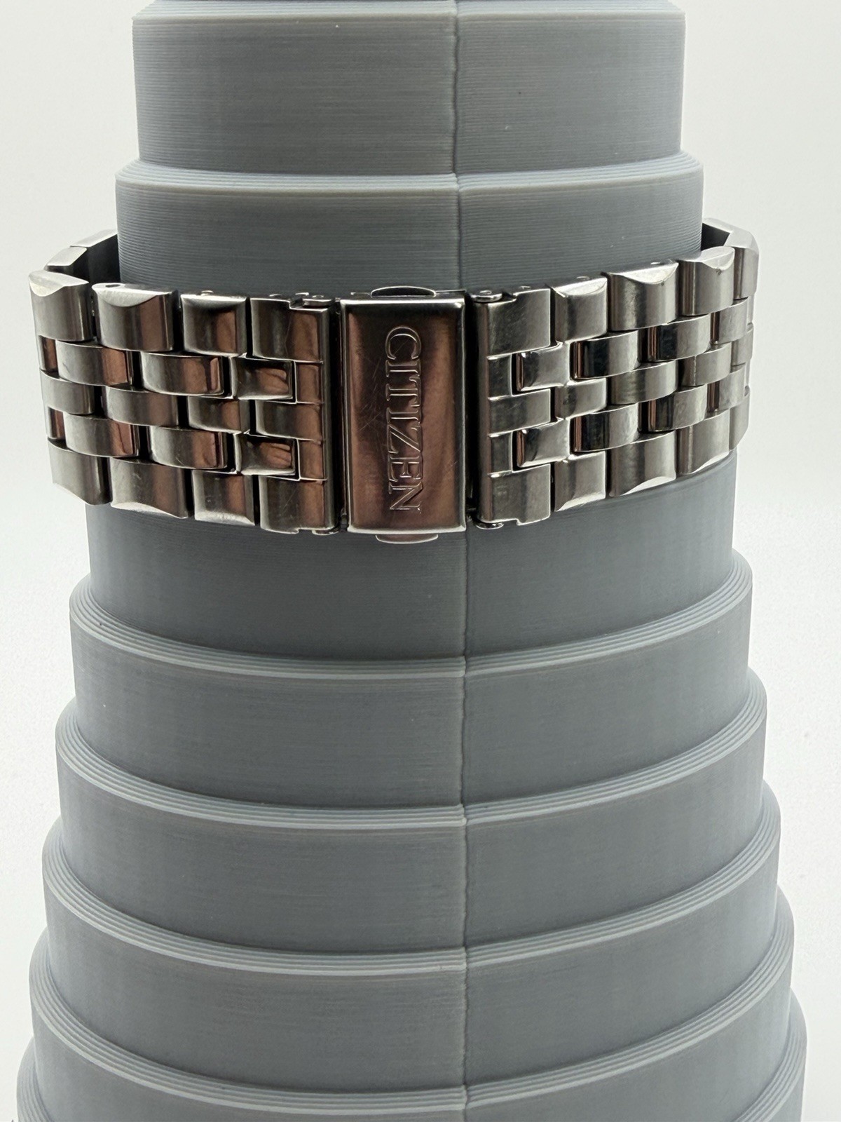 Citizen Eco-Drive WR100 100m Silver Dial Date Stainless Steel Bracelet Watch