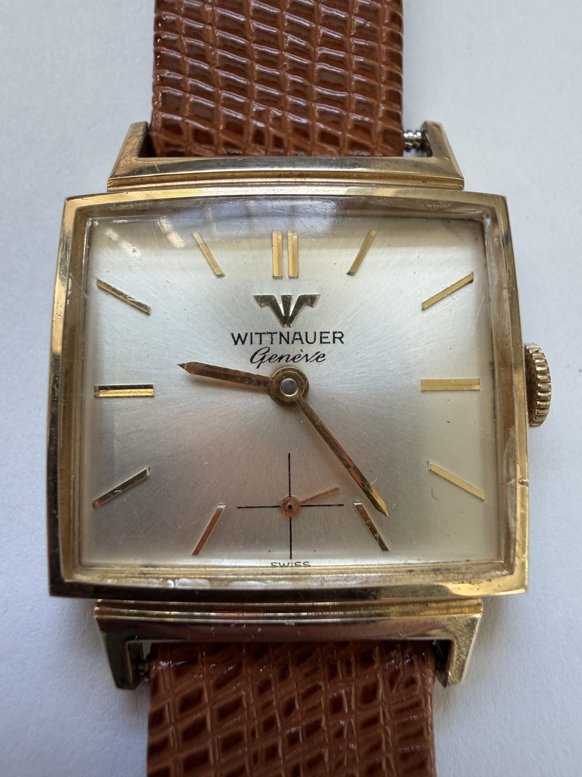 WITTNAUER GENEVE CAL. 11K 17 JEWEL MENS VINTAGE GOLD FILLED WRIST WATCH RUNNING