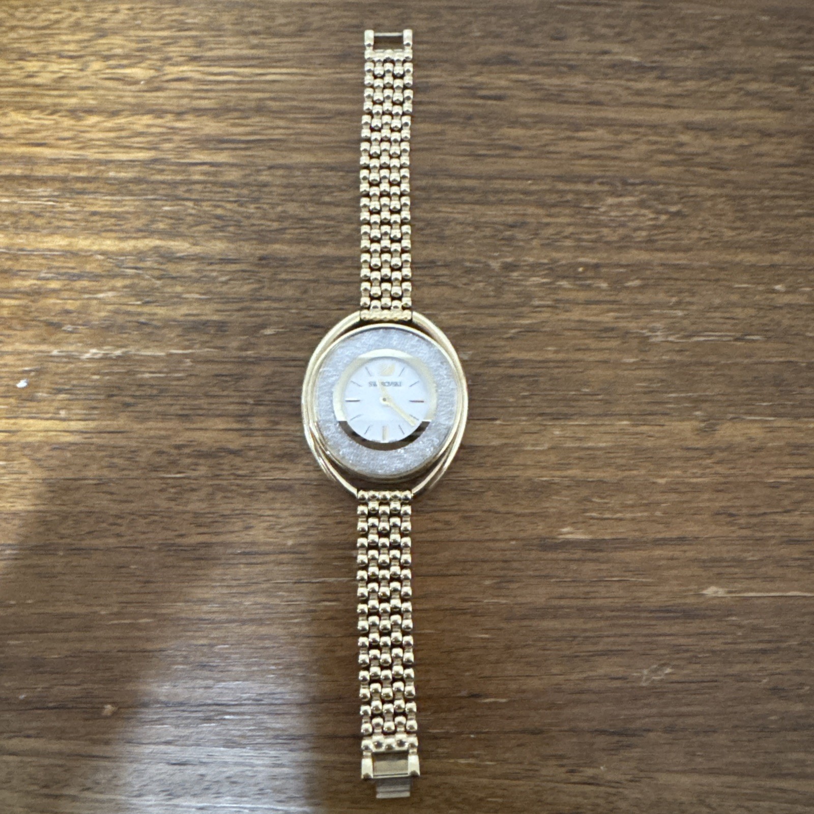 Swarovski Crystal Line Oval Watch Gold Bracelet 5200339 – NEEDS BATTERY REPLACED