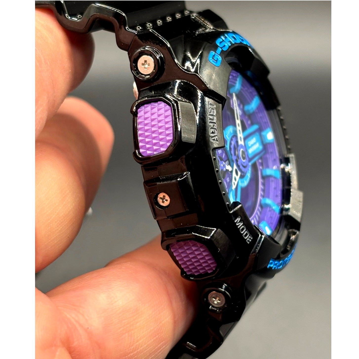 Casio G-Shock GA-110HC-1A Hyper Color Blue Purple Men’s Watch NIBWT