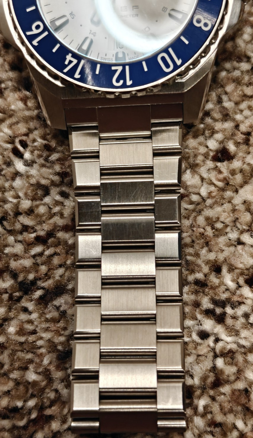 Formex Reef GMT 42mm White Dial Black/Blue And Green Bezel With Black Nato Strap