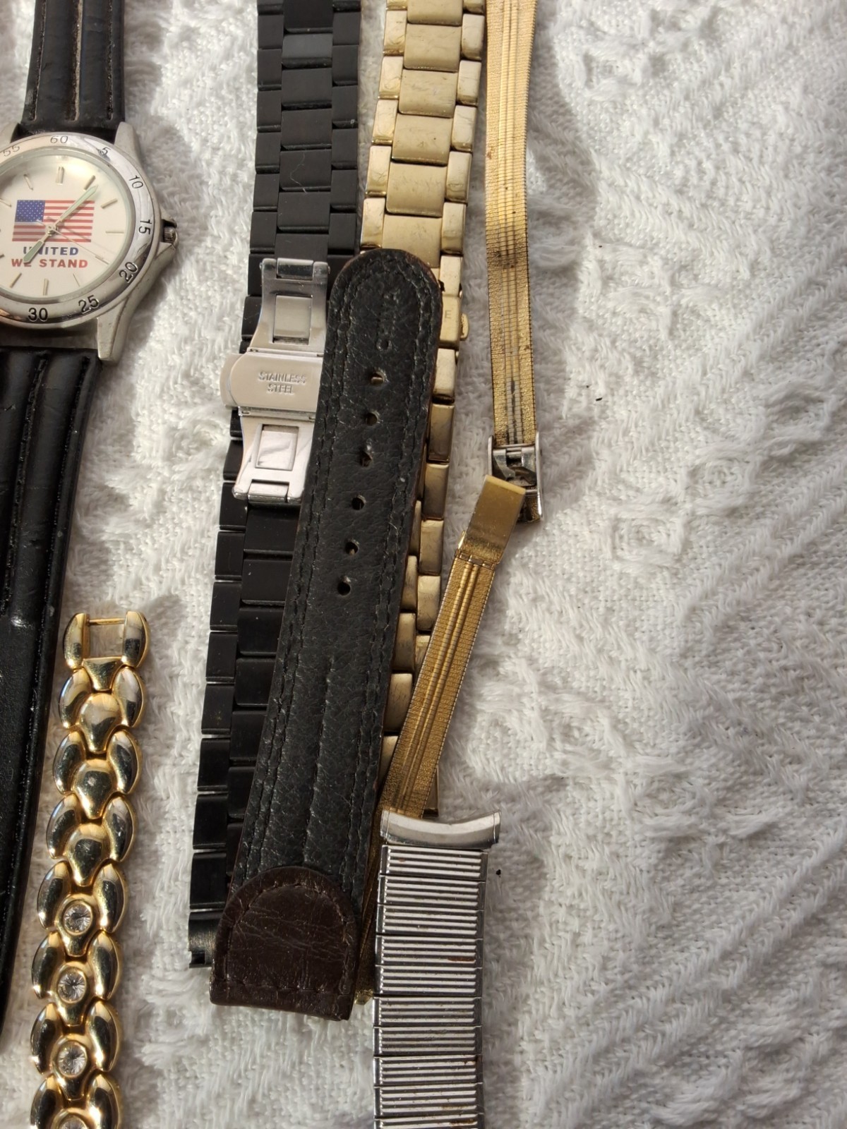Watch Lot Untested 18 Count + Extra Bands, Over 2 LBs See Description