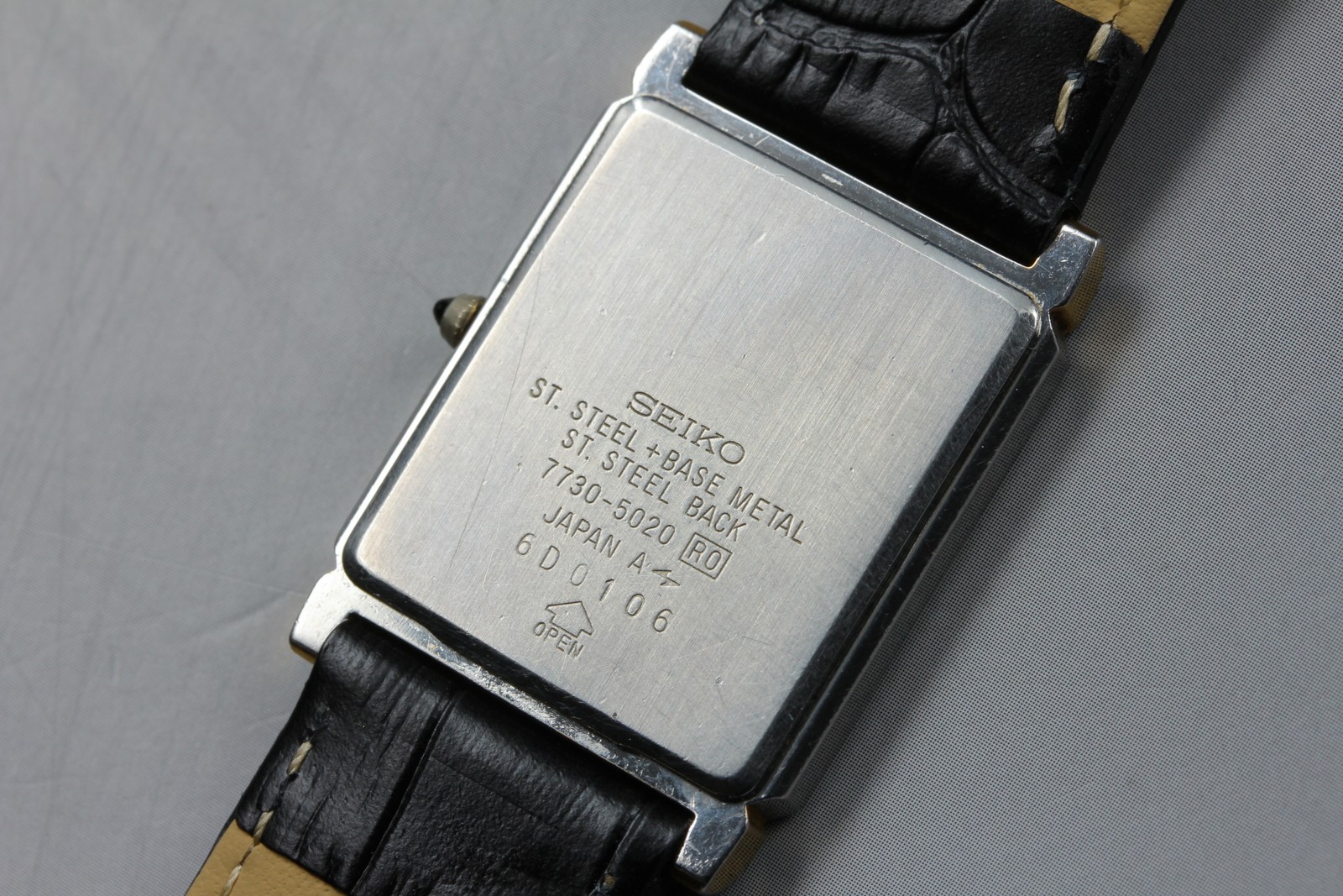 [Exc+5] SEIKO Dolce 7730-5020 25mm Gold Dial Quartz Men’s Vintage Watch JAPAN