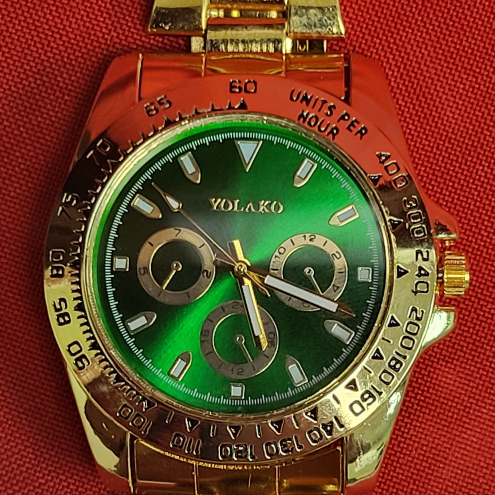 Yolako Watch Luxury Mens Green Gold Metal Round Pointer Quartz Watch Fancy