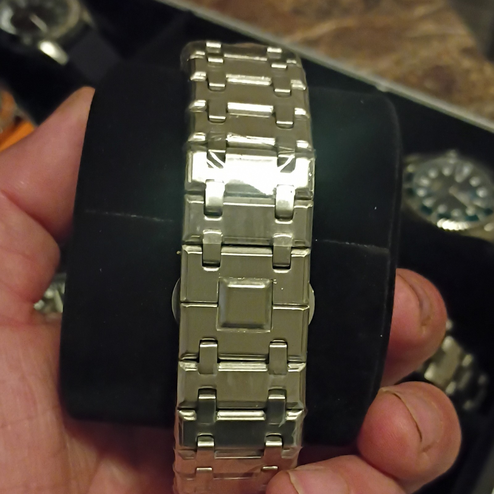 X-GEACK Men’s Quartz Chronograph Date Octagon Watch Silver Bracelet Black Dial