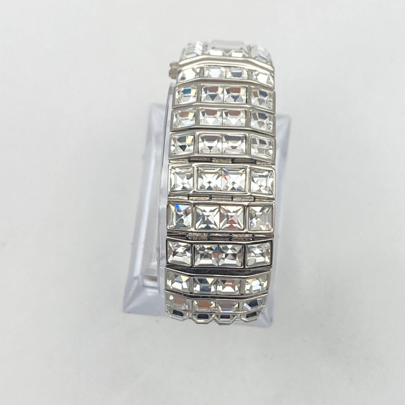 Alto Womens Watch Silver Tone Crystals Bling 19mm Faceted Crystal New Battery 7″