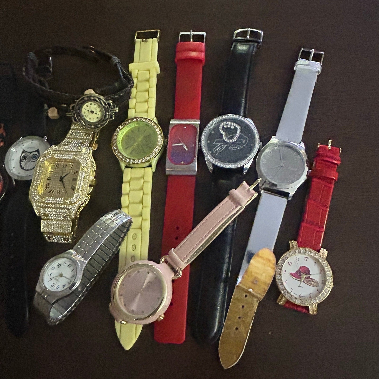 Assorted Watches Used Not Working For Parts Or Pieces lot 1
