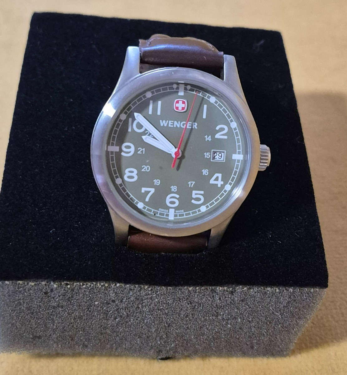 Wenger Swiss 7240X/T Date Watch leather/canvas strap