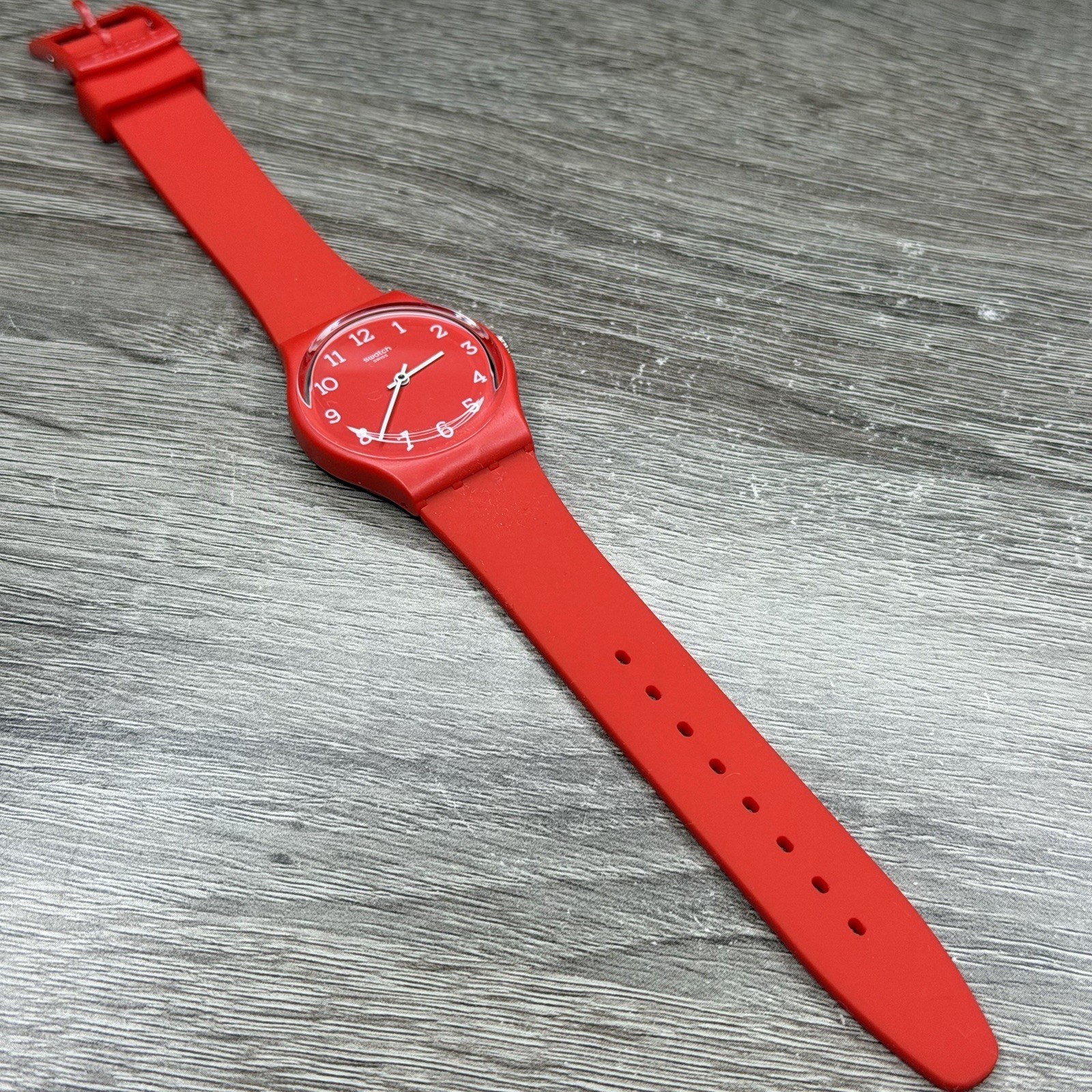 NEW✅ Swatch SUNETTY Red Silicone Number Dial Women’s 34mm Watch GR175