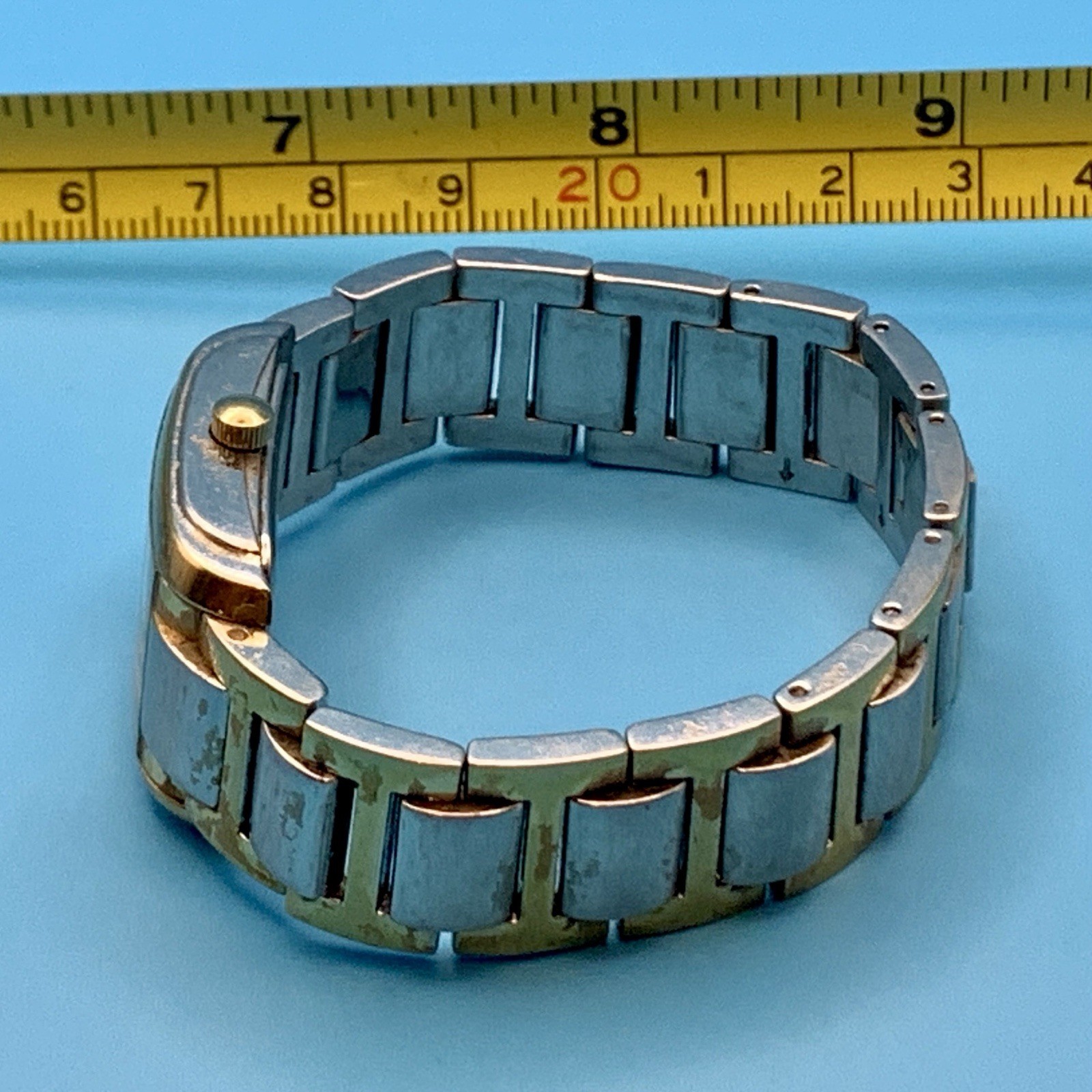 FOSSIL F2 ES-1268 Women’s Vintage Tank Quartz Bracelet Wristwatch Works New Batt