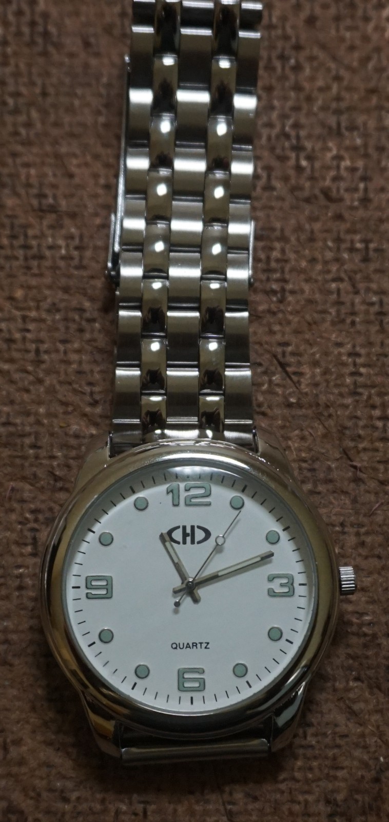 21 mens watch QUARTZ NEW OLD STOCK CHINA W/ JAPAN MOVEMENTS ALL NEED BATTERIES