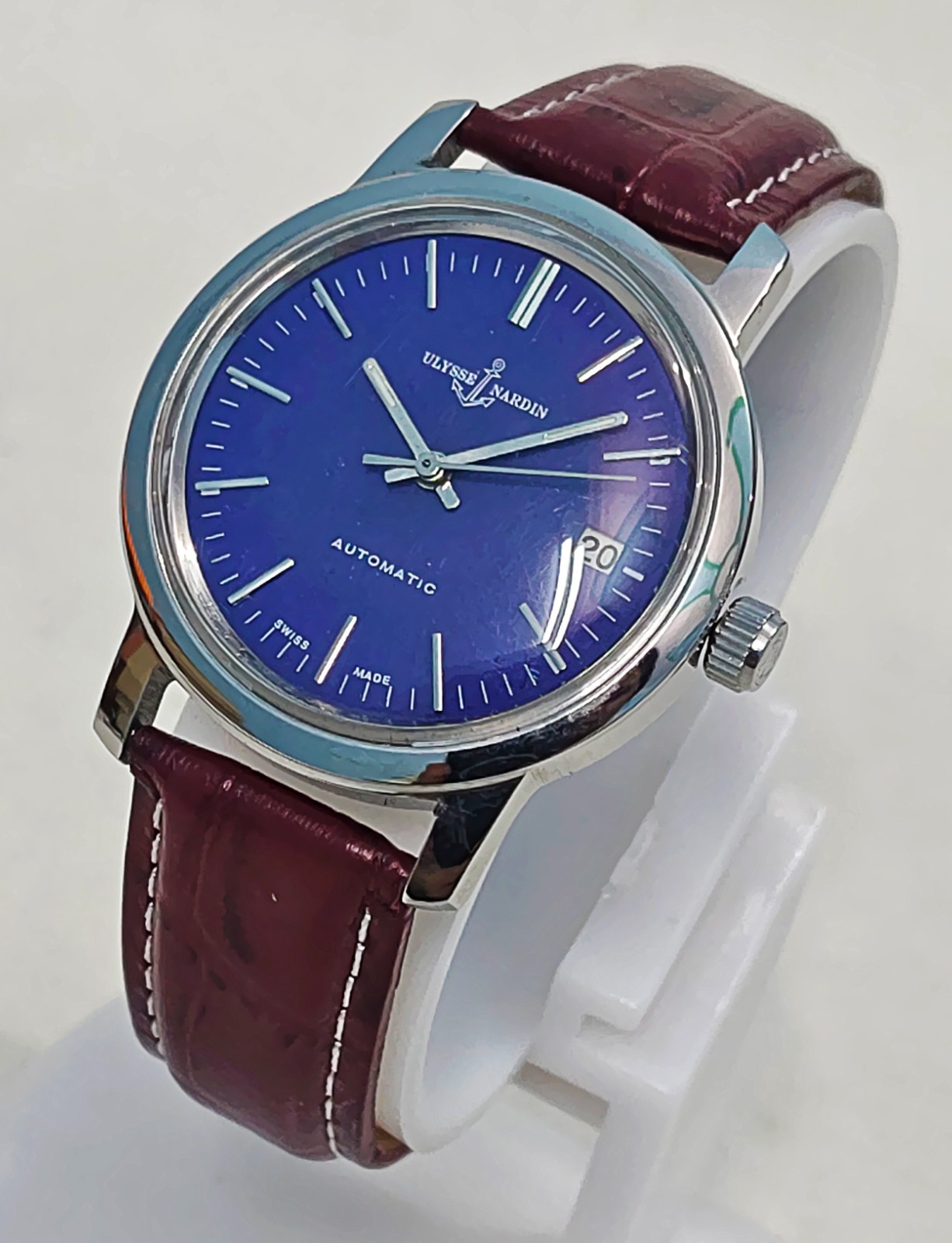 Swiss Made Vintage Ulysse Nardin Automatic 25-Jewels SS Date Men’s Wristwatch