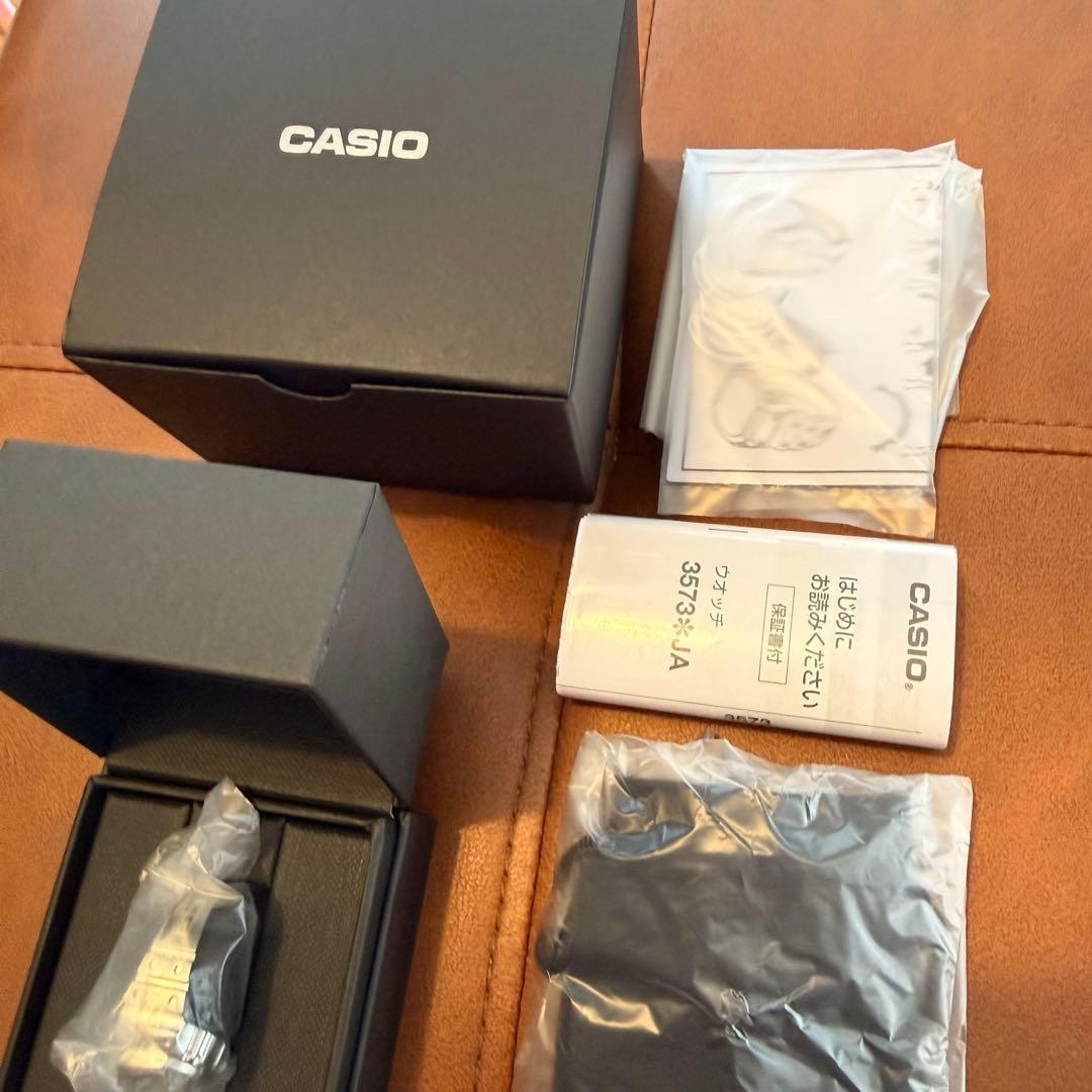 Brand New and CASIO WATCH Casio Ring Watch CRW 001 1JR